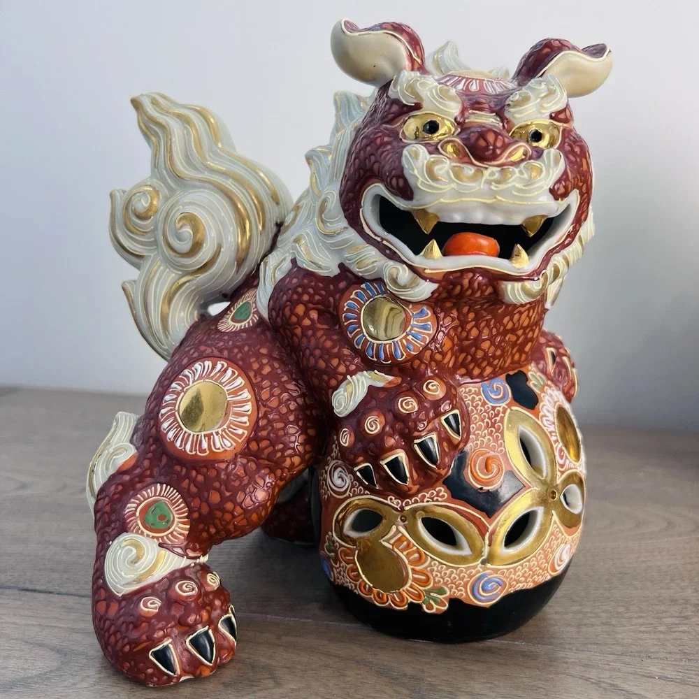Vintage Japanese Shisa Foo Dog Pair Kutani Style Moriage Porcelain 7.75